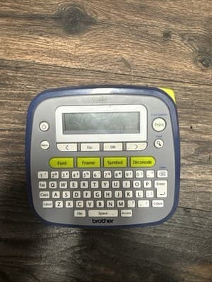 Brother P-Touch PT-D200 Label Maker Handheld Keyboard Printer Tested Works - Image 1
