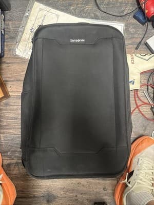 Samsonite Black Back Pack / Messenger Bag New - Image 1
