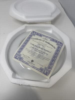 Joe Biden Commemorative plate. Bradford Exchange "An historic change - Thumbnail 5