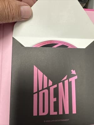 STRAY KIDS - MAXIDENT SET K-POP - 2CD/2 BOOK/ 2 POSTERS/INSERTS + 3 STICKERS - Thumbnail 4