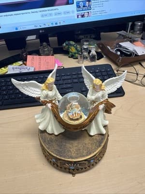 2010 Two Angels "Oh Come Let Us Adore Him" Music Box Snow Globe Collections Etc. - Image 1