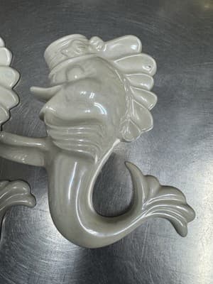 2 Arnels Anthropomorphic Fish Ceramic Wall Plaque White Iridescent - Thumbnail 3