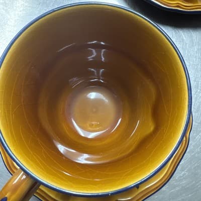 Luneville Louis XV Honey Teacups and Saucers - France - Set of 4 - Thumbnail 3