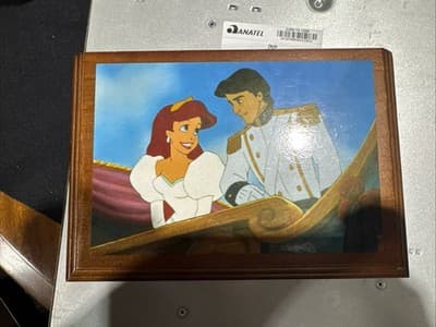 Disney Watch Collectors Club Series V Little Mermaid By Fossil W/music Box #4268 - Image 1