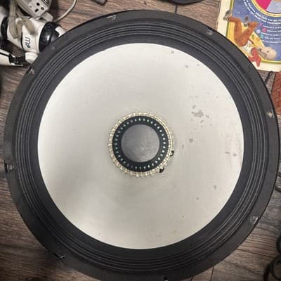 Single , 15 Inch Speaker Driver With LED Lights Tested - Image 1