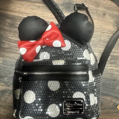 loungefly minnie mouse mini backpack - Image 1