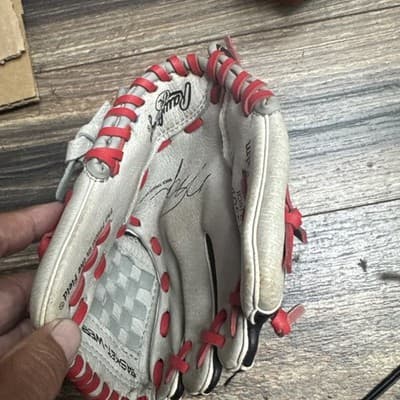 Rawlings Players Series Black/Red Leather Right -handed Baseball Glove 9.5 In - Thumbnail 3