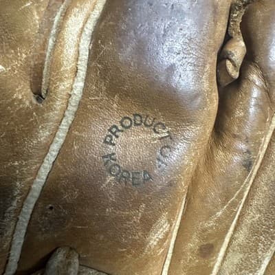 Vintage 1950s Regent Baseball Glove Rare - Thumbnail 4