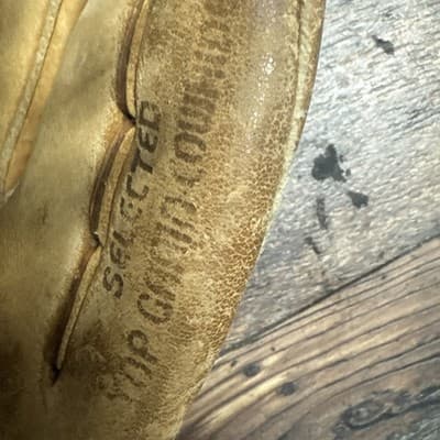 Vintage 1950s Regent Baseball Glove Rare - Thumbnail 3