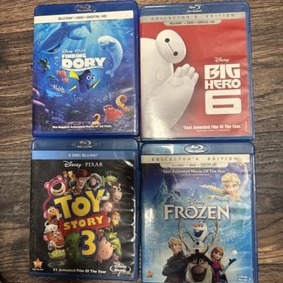 Lot of 4 Disney Blu-ray, Toy Story3, Frozen , Big Hero ,finding Dory - Image 1