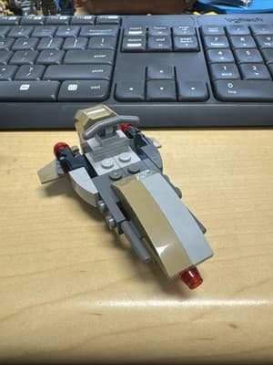 LEGO Star Wars (Mandalorian Speeder Only ) From Mandalorian Battle Pack 75267 - Image 1