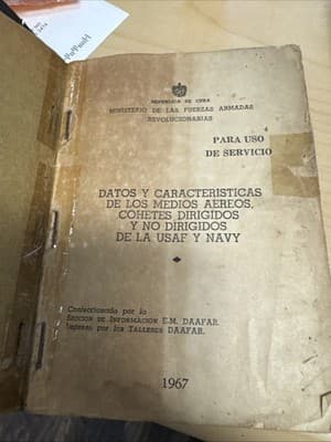 Cuban military document from 1967 detailing US aerial and rocket technologies - Image 1
