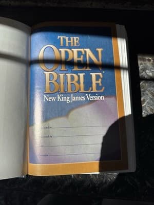 The Open Bible : Completely Revised, Featuring 4,500 New Study Notes by Frank... - Image 1