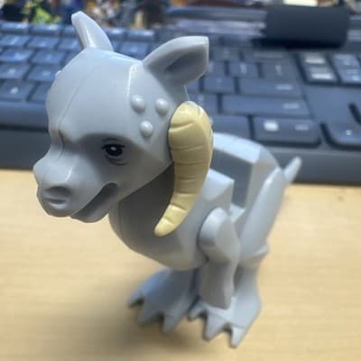 LEGO Star Wars Gray Tauntaun Animal Figure Hoth from Set 7879 7749 Minifigure - Thumbnail 2