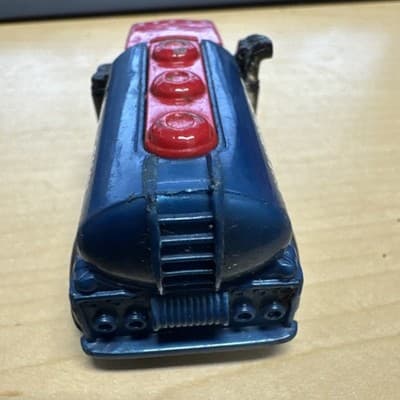 Hot Wheels Fuel Tanker Truck Blue Red Diecast Semi Mattel Malaysia - Thumbnail 2