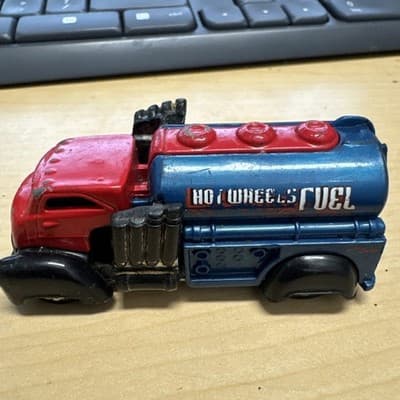 Hot Wheels Fuel Tanker Truck Blue Red Diecast Semi Mattel Malaysia - Image 1