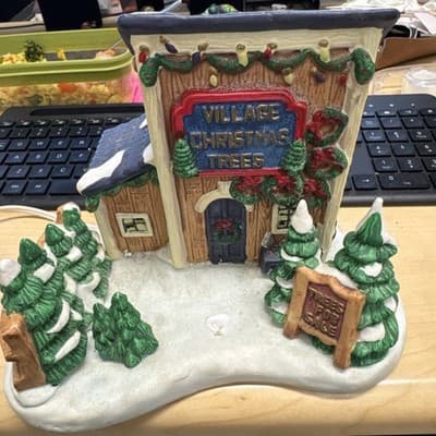1998 Dickens Collectables Towne Lighted Town Series Village Christmas Trees - Thumbnail 2