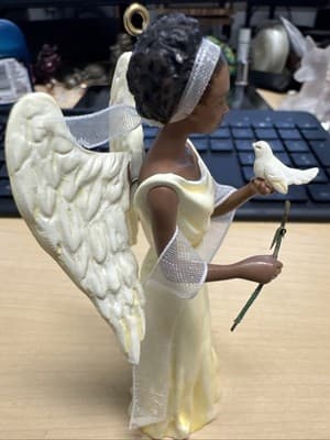 HALLMARK 2006 ALL IS CALM ANGEL ORNAMENT - Thumbnail 2