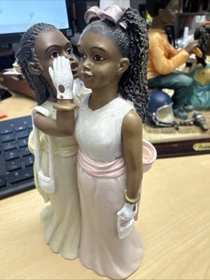 STATUE OF 2 YOUNG GIRLS IN GOWNS ♡ WEDDING ♡ New - Thumbnail 2