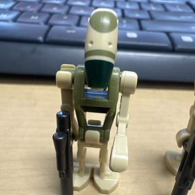 Two Original LEGO Star Wars Battle Droid Commander Minifigures, 59230 - Thumbnail 2