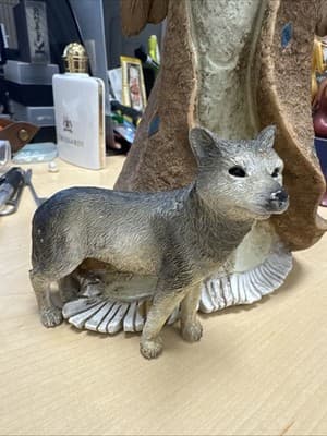 Native American Woman with Wolf Figurine Resin Art Goldenvale Collections 14” - Thumbnail 3