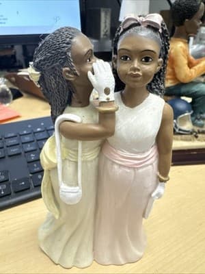 STATUE OF 2 YOUNG GIRLS IN GOWNS ♡ WEDDING ♡ New - Image 1