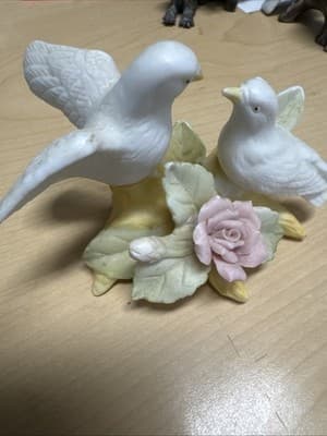 Vtg Willington Collection Porcelain Birds Sitting On A Branch Figurine - Image 1