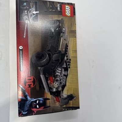 Lego DC Comics Super Heroes Batmobile: The Penguin Chase 76181 * NISB * RETIRED* - Thumbnail 2