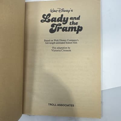 Walt Disney's 'Lady and the Tramp' 1986 Paperback Book, 61 Page Children’s Book - Thumbnail 2