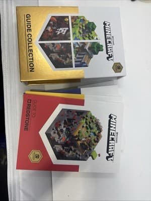 Minecraft: Guide Collection 4-Book Boxed Set (2018 Edition) Excellent condition - Image 1