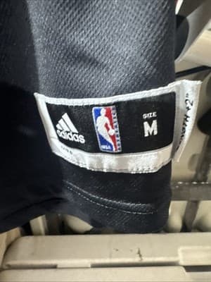 Dwyane Wade miami heat #3 black Adidas NBA jersey Size M Youth - Thumbnail 2