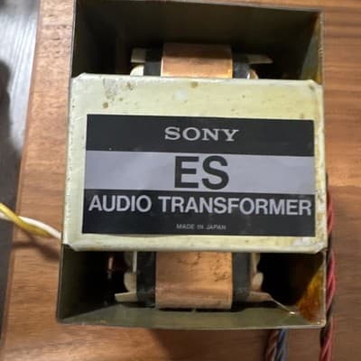 SONY TC-K555 Transformer - Image 1