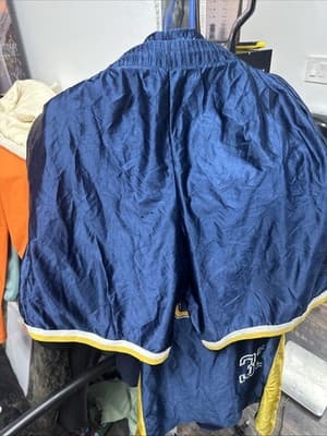 Michigan Wolverines #33 AmNCAA Basketball Size XXL Jersey And Shorts - Thumbnail 5