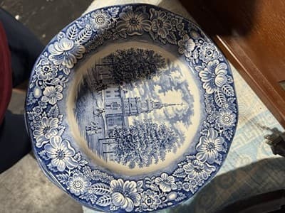 Staffordshire Liberty Blue 10" Dinner Plate Independence Hall England X4 - Image 1