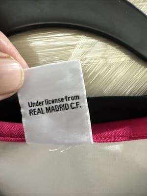 : Real Madrid Official Football Jersey - Size L - New - Thumbnail 3