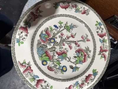 Vintage Johnson Brothers "INDIAN TREE" 10" Flat plate ~ Made in England set 4 - Image 1