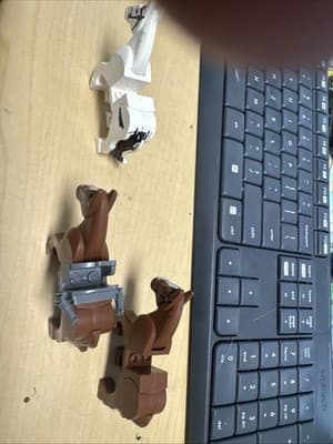 LEGO Minifigure Horses, 3 - Thumbnail 4