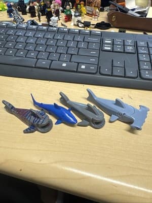 Vintage Lego Sharks Lot Of 4 - Image 1
