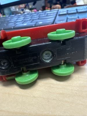 Thomas & Friends Battery Operated Die Cast Percy - Thumbnail 4