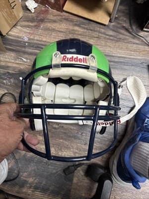Los Angeles Rams Alternate NFL Full Size L Authentic Football Helmet Rare! - Thumbnail 3