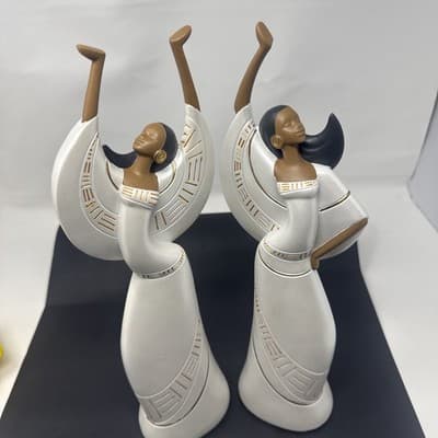 Ebony Treasures Praising Woman 2 Action Figures - Thumbnail 2
