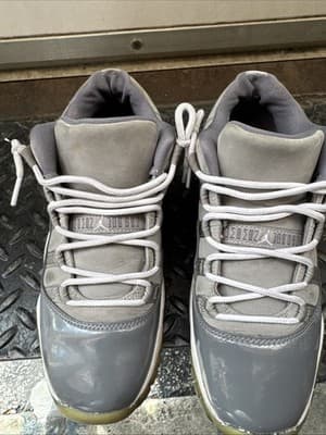 Air Jordan 11 Retro Low GS Cool Grey 528896-003 Size 6.5y - Image 1