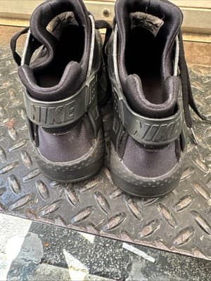 Nike Air Max Hurarche Athletic Lace Up Shoe Mens Size 7 Black754275-016 - Thumbnail 2
