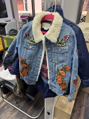Gucci Demin Jacket size 6 Floral Embroidered Butterfly L’Aveugle Par Amour - Thumbnail 2