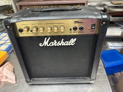 Marshall MG15CD Guitar Amplifier (TDW040627) - Thumbnail 2