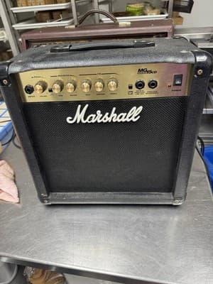 Marshall MG15CD Guitar Amplifier (TDW040627) - Image 1