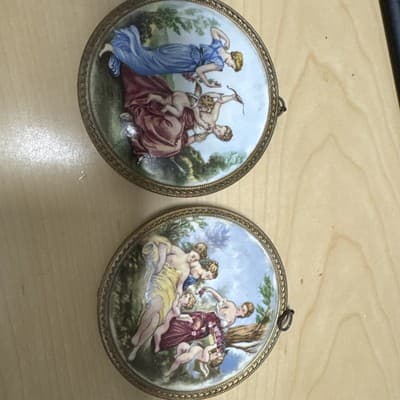 ROYAL WINTON GRINWADES PAIR FIGURAL PORCELIAN WALL PLAQUES - Thumbnail 3