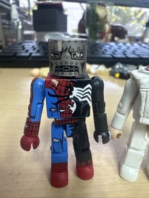 Marvel Minimates Marvel Zombies Spider-Man Lot Of 2 - Thumbnail 3