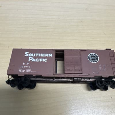 Intermountain HO 40′ 12 Panel Box Car Southern Pacific - Thumbnail 6
