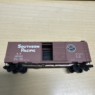 Intermountain HO 40′ 12 Panel Box Car Southern Pacific - Thumbnail 5